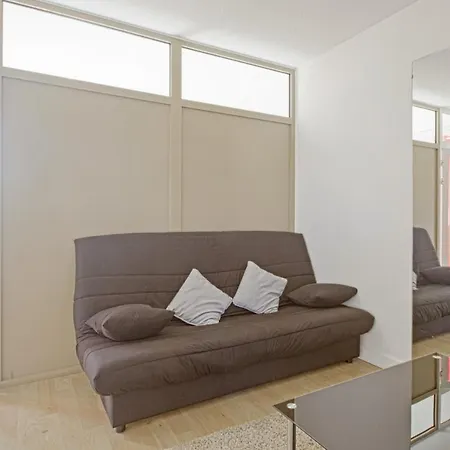 Quiet Flat With Terrace And Amazing View On The Ocean In Welkeys *