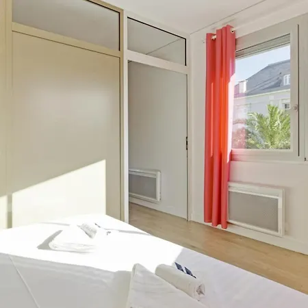 Quiet Flat With Terrace And Amazing View On The Ocean In Welkeys *